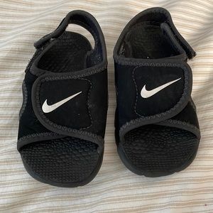 Nike Baby Sandals Size 5C